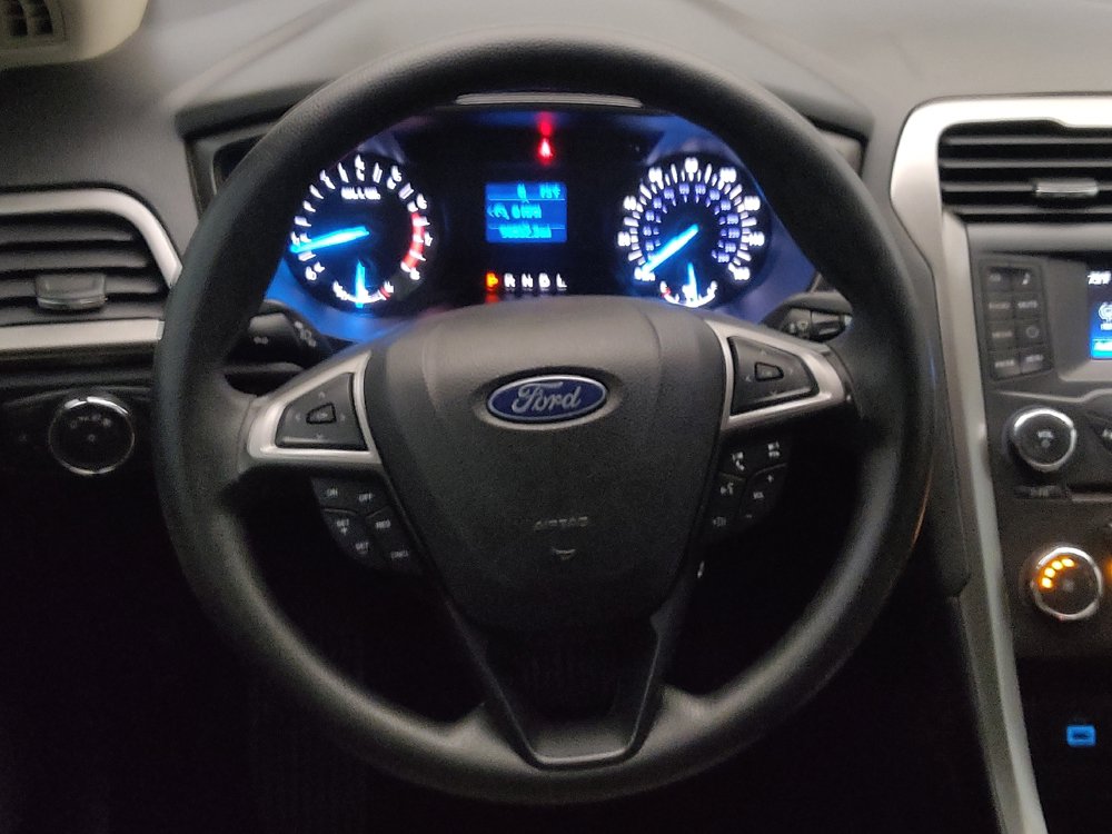 Used 2018 Ford Fusion S FWD image 22