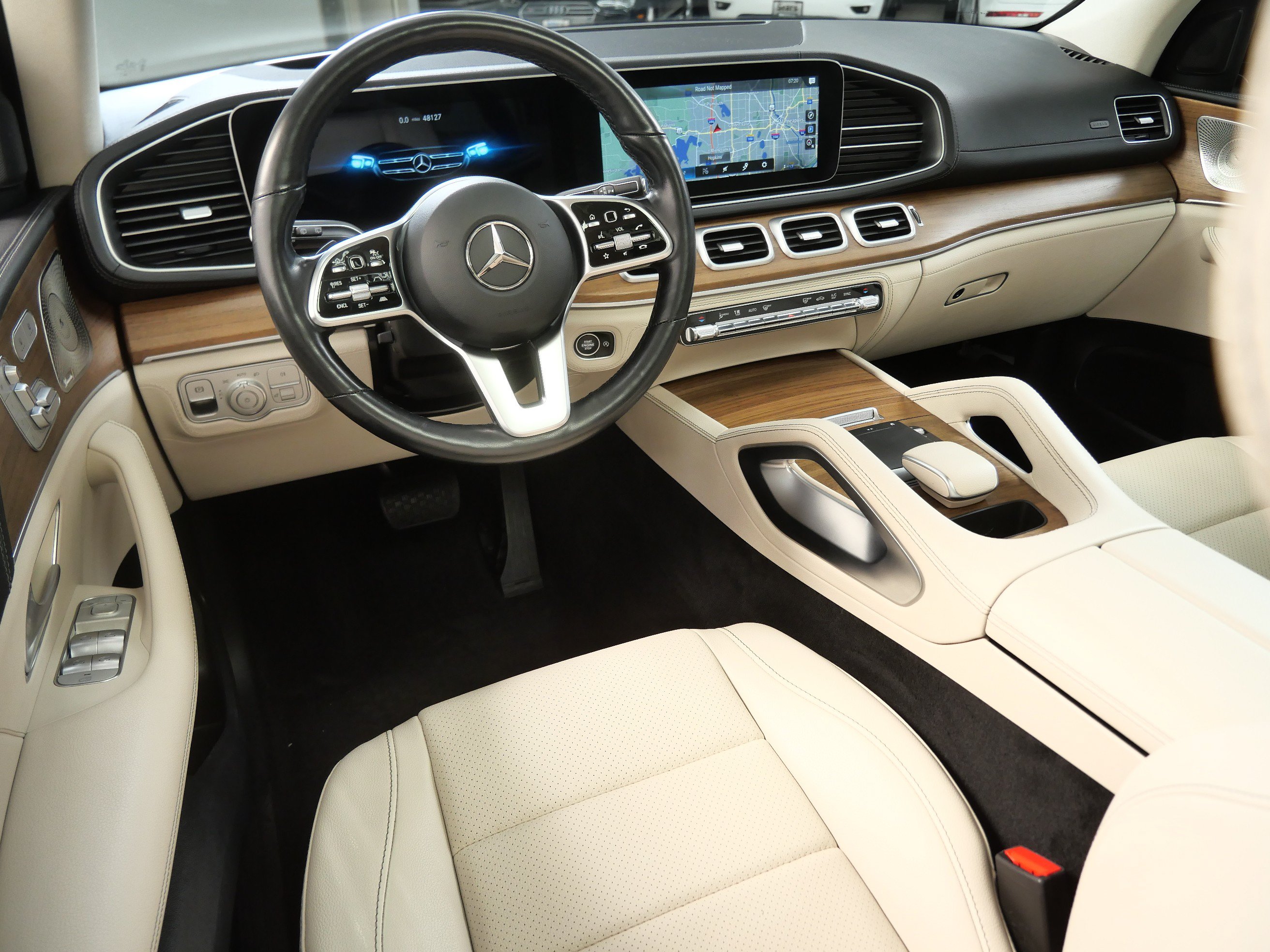Certified 2023 Mercedes-Benz GLE 350 4MATIC w/ AMG Line Exterior image 2