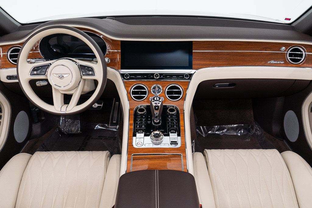 Certified 2026 Bentley Continental GT Azure AWD/4WD image 31
