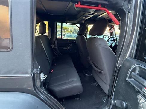 Used 2016 Jeep Wrangler Unlimited Sport AWD/4WD image 18