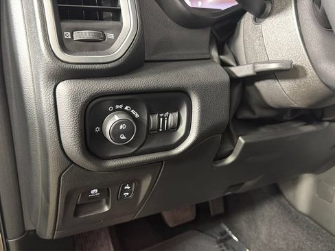 Used 2025 RAM 1500 Big Horn RWD image 20