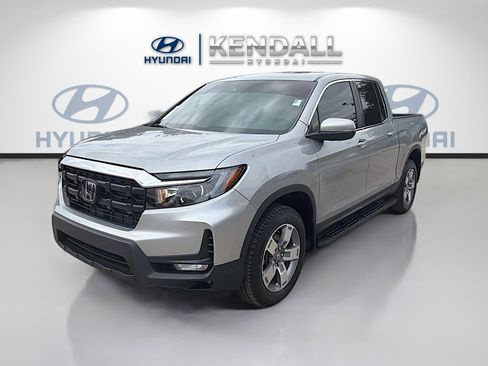 Used 2025 Honda Ridgeline RTL image 3