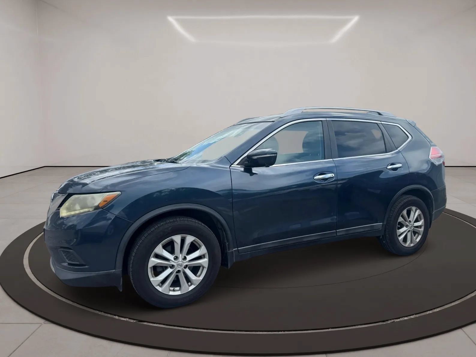 Used 2015 Nissan Rogue SV w/ SV Premium Package FWD image 5