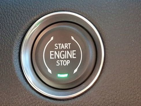 New 2026 GMC Acadia Denali Ultimate w/ LPO, Floor Liner Package image 23