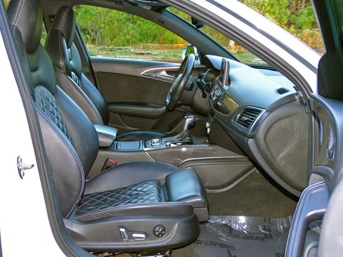 Used 2018 Audi S6 Premium Plus image 14