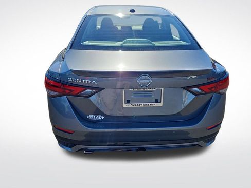 Used 2025 Nissan Sentra SR image 17