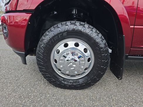 Used 2020 RAM 3500 Laramie image 40