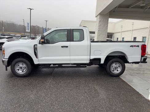 New 2026 Ford F250 XL w/ XL Chrome Package image 24