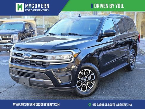 Used 2024 Ford Expedition XLT image 1