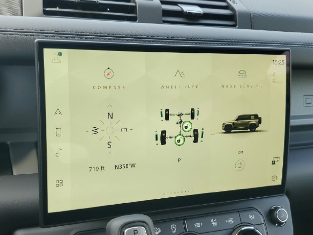 New 2026 Land Rover Defender 110 AWD/4WD image 27