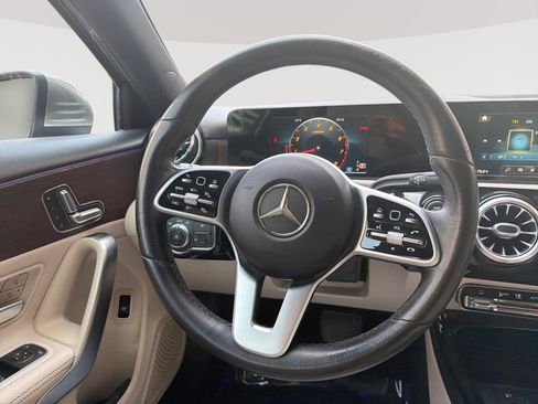 Used 2019 Mercedes-Benz A 220 image 11