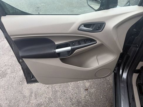 Used 2015 Ford Transit Connect XLT FWD image 20
