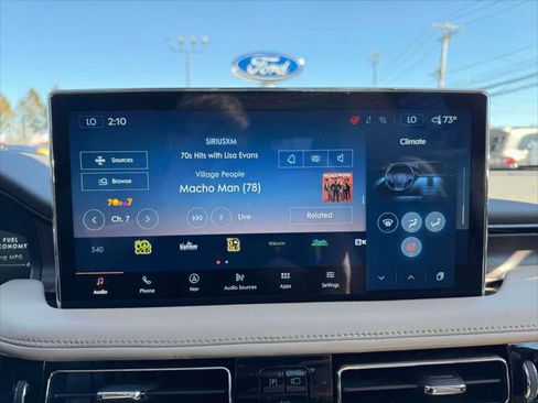 Used 2022 Lincoln Nautilus Reserve image 27