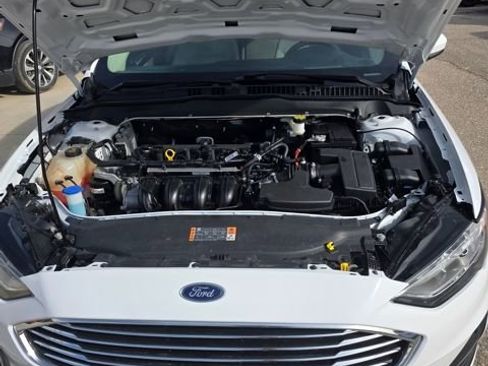 Used 2019 Ford Fusion S image 19