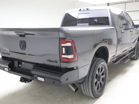 Used 2024 RAM 2500 Laramie w/ Night Edition AWD/4WD image 4