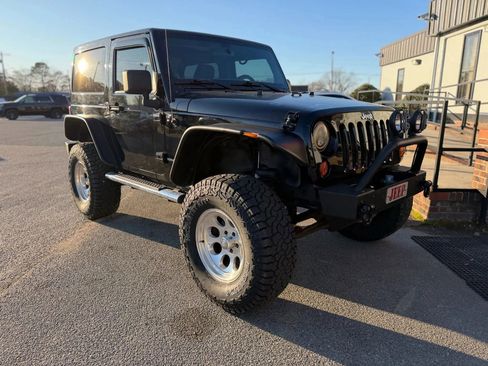 Used 2012 Jeep Wrangler Sport AWD/4WD image 3