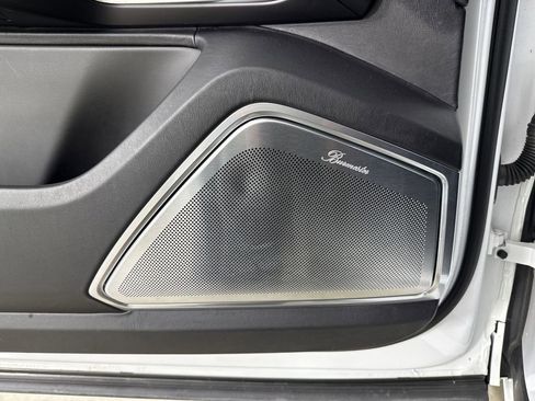 Certified 2023 Porsche Cayenne Turbo AWD/4WD image 35
