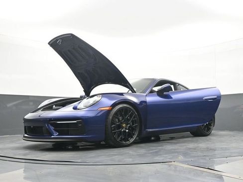 Certified 2024 Porsche 911 Carrera GTS RWD image 27
