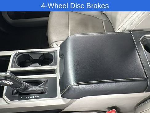 Used 2016 Ford F150 Lariat image 38