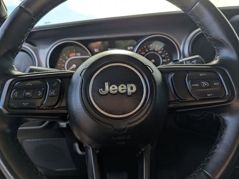 Used 2022 Jeep Wrangler Unlimited Sport image 27