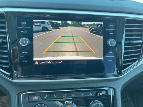 Used 2023 Volkswagen Atlas SE w/ Panoramic Sunroof Package AWD/4WD image 21