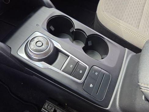 Used 2022 Ford Escape SE FWD image 27