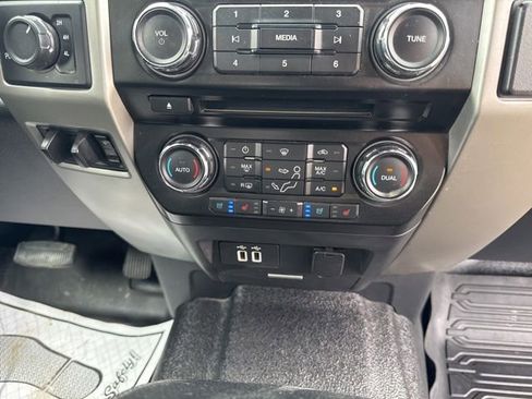 Used 2017 Ford F350 Lariat w/ FX4 4x4 Off Road Package image 14