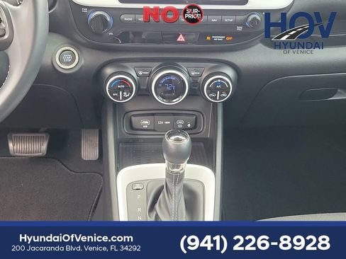 Certified 2023 Hyundai Venue Limited w/ Cargo Package FWD image 20