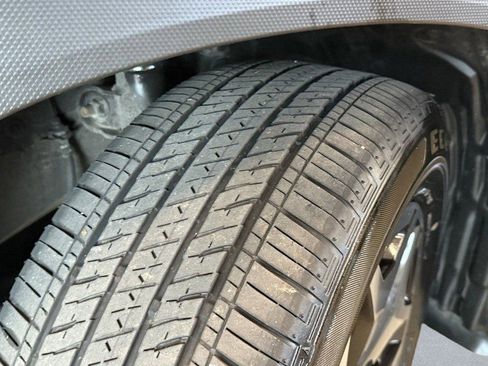 Used 2024 Subaru Forester Premium image 20