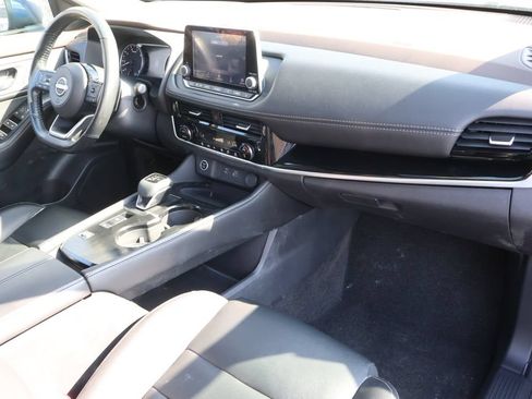 Used 2023 Nissan Rogue SL FWD image 37