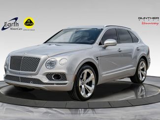 Used 2020 Bentley Bentayga Plug-In Hybrid AWD/4WD video 1
