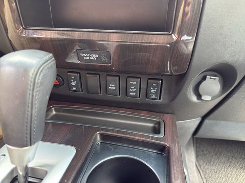 Used 2015 Nissan Titan SL w/ SL Moonroof Package AWD/4WD image 22