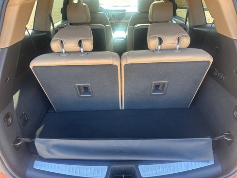 Used 2023 Cadillac XT6 Premium Luxury w/ Platinum Package image 36