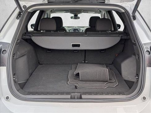 Used 2022 Chevrolet Equinox LT image 6