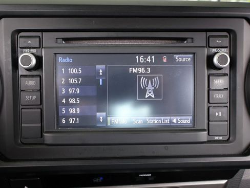 Used 2016 Toyota Tacoma SR w/ SR Convenience Package RWD image 44
