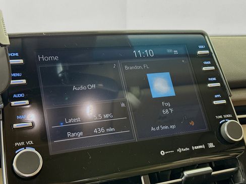 Used 2019 Toyota Avalon Limited image 17