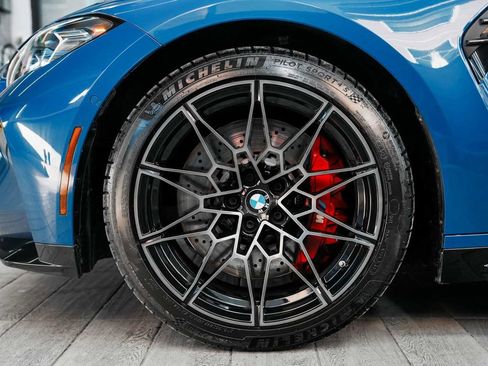 Used 2023 BMW M4 xDrive Competition image 9