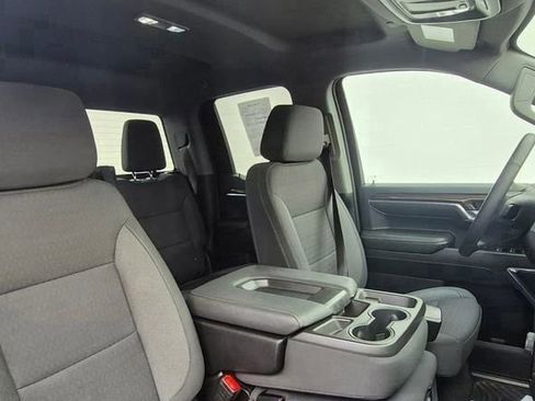 Used 2023 Chevrolet Silverado 1500 LT image 4