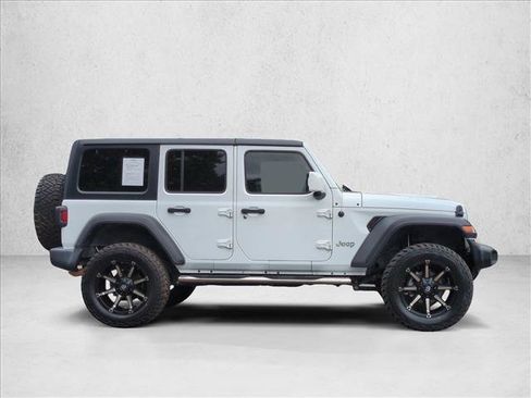Used 2019 Jeep Wrangler Unlimited Sport S AWD/4WD image 4