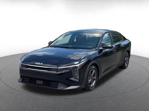 Used 2025 Kia K4 FWD image 4