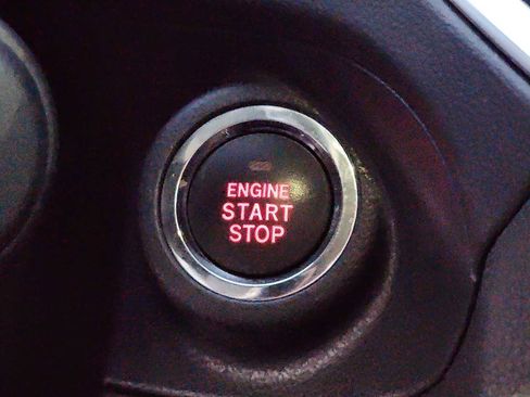 Used 2022 Subaru Crosstrek 2.5i Limited w/ Moonroof Package 2 image 23