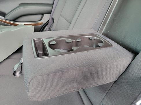 Certified 2017 Chevrolet Tahoe LS RWD image 31