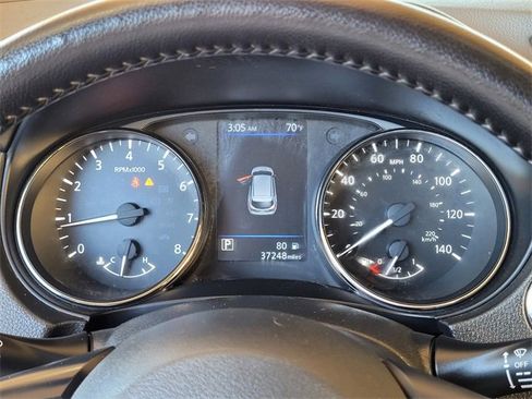 Used 2022 Nissan Rogue Sport SV image 27