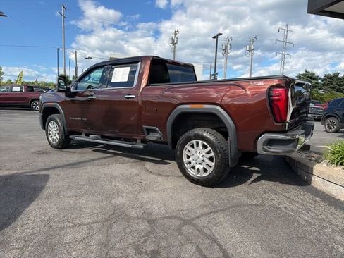 Used 2024 GMC Sierra 2500 SLT w/ SLT Convenience Package AWD/4WD image 3