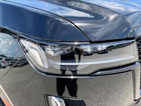 Used 2021 Cadillac Escalade ESV Sport Platinum AWD/4WD image 28