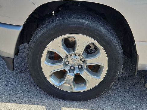 Used 2022 RAM 1500 Lone Star RWD image 13