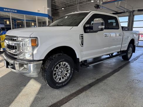 Used 2021 Ford F250 XLT w/ XLT Premium Package image 4