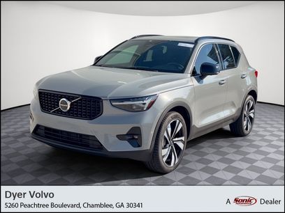 Used 2024 Volvo XC40 B5 Ultimate w/ Climate Package