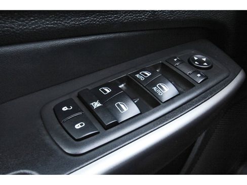 Used 2021 Jeep Cherokee Latitude Lux image 23