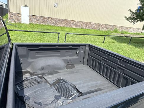 Used 2019 Toyota Tundra SR5 w/ SR5 Upgrade Package RWD image 16